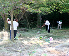 ミニ公園の清掃